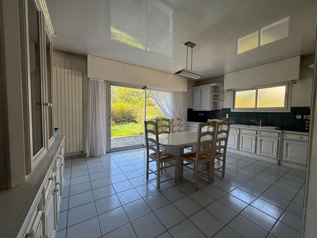 MONTGERON Grande Maison Familiale -Centre ville - Quartier Pelouse 4