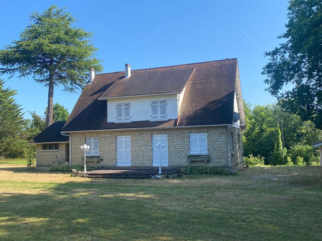 Votre havre de paix aux portes de Saint-Émilion, belle maison à Rauzan 7 pièces 300 m2