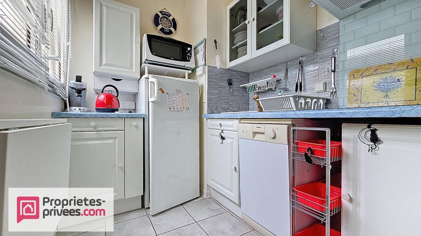 LES MATHES Appartement LA PALMYRE Les Mathes T1 de 31 m2 4
