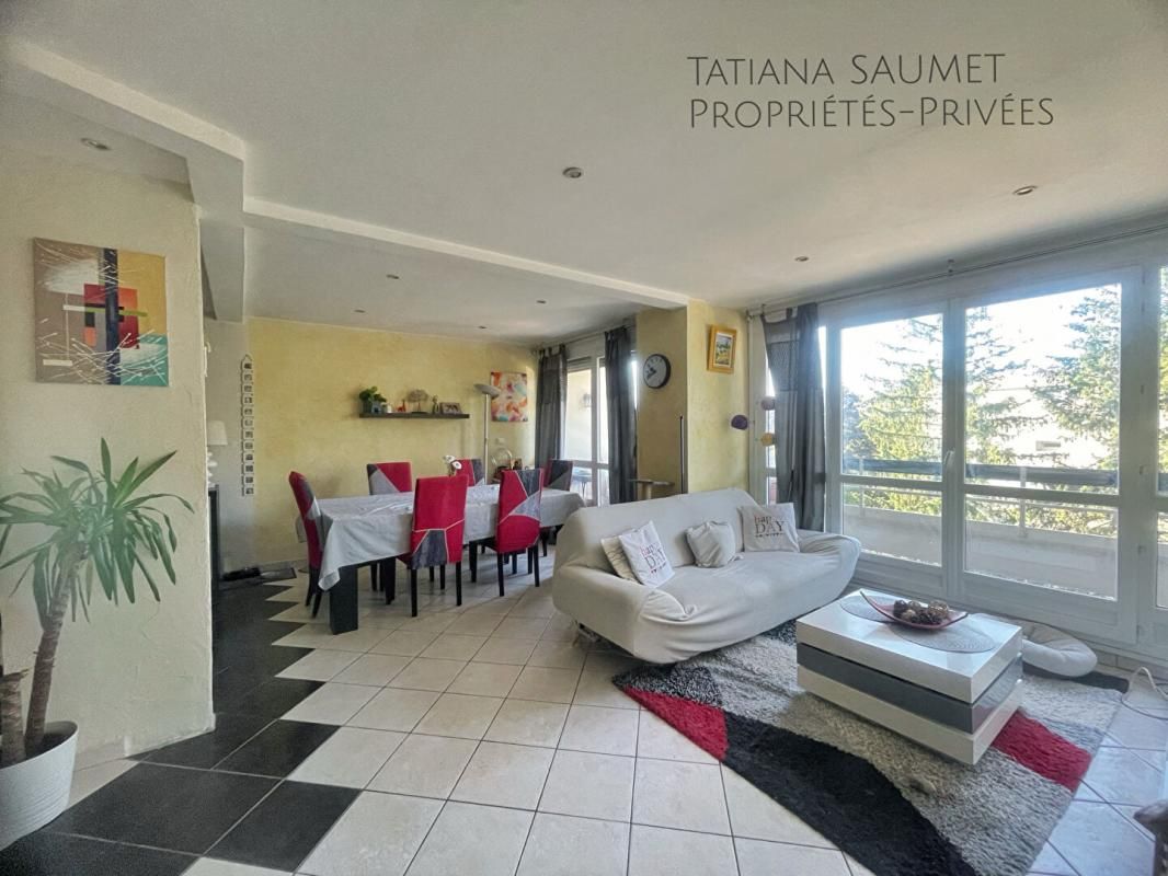 SAINT-GENIS-LAVAL Appartement Saint-Genis-Laval 3 pièce(s) 67 m2 1