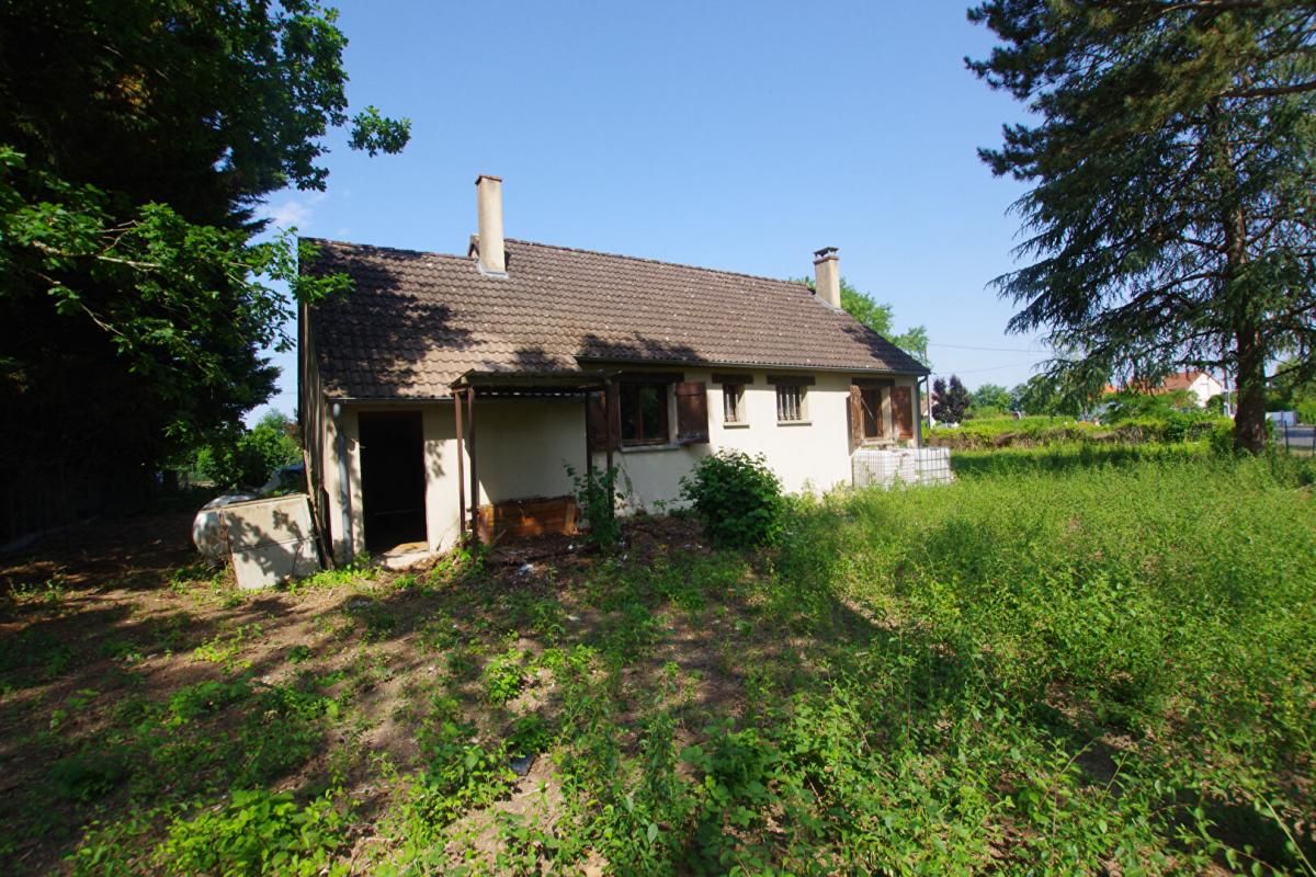 CHATILLON-COLIGNY Maison Chatillon Coligny 2
