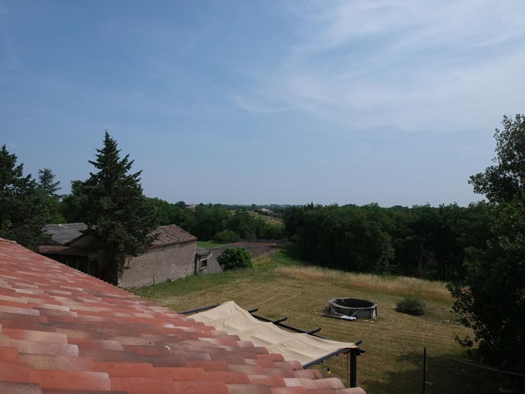 CAHORS Maison bois de plain-pied dans un bel environnement 3