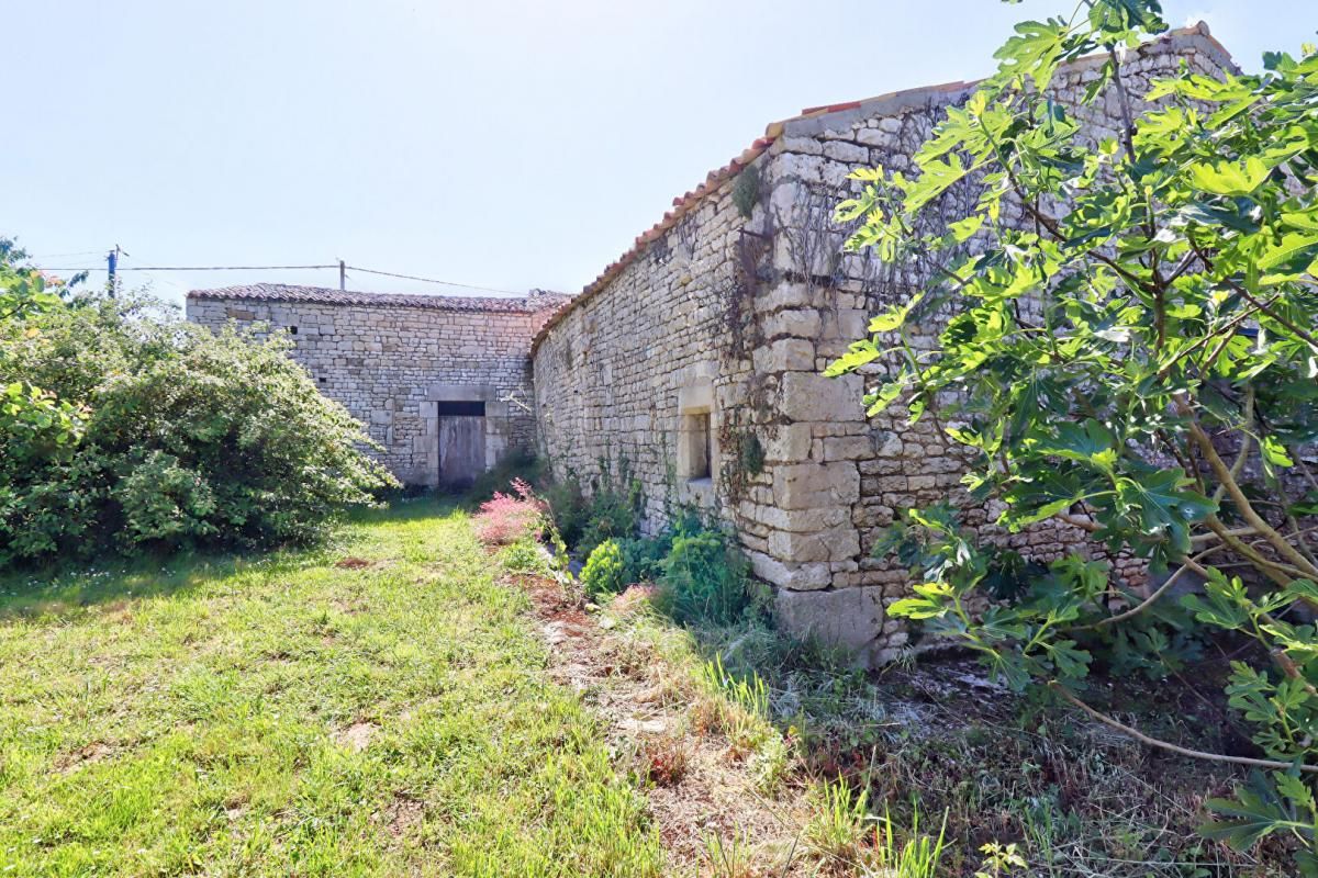 VILLIERS-EN-PLAINE Maison Villiers En Plaine 114 m2 3
