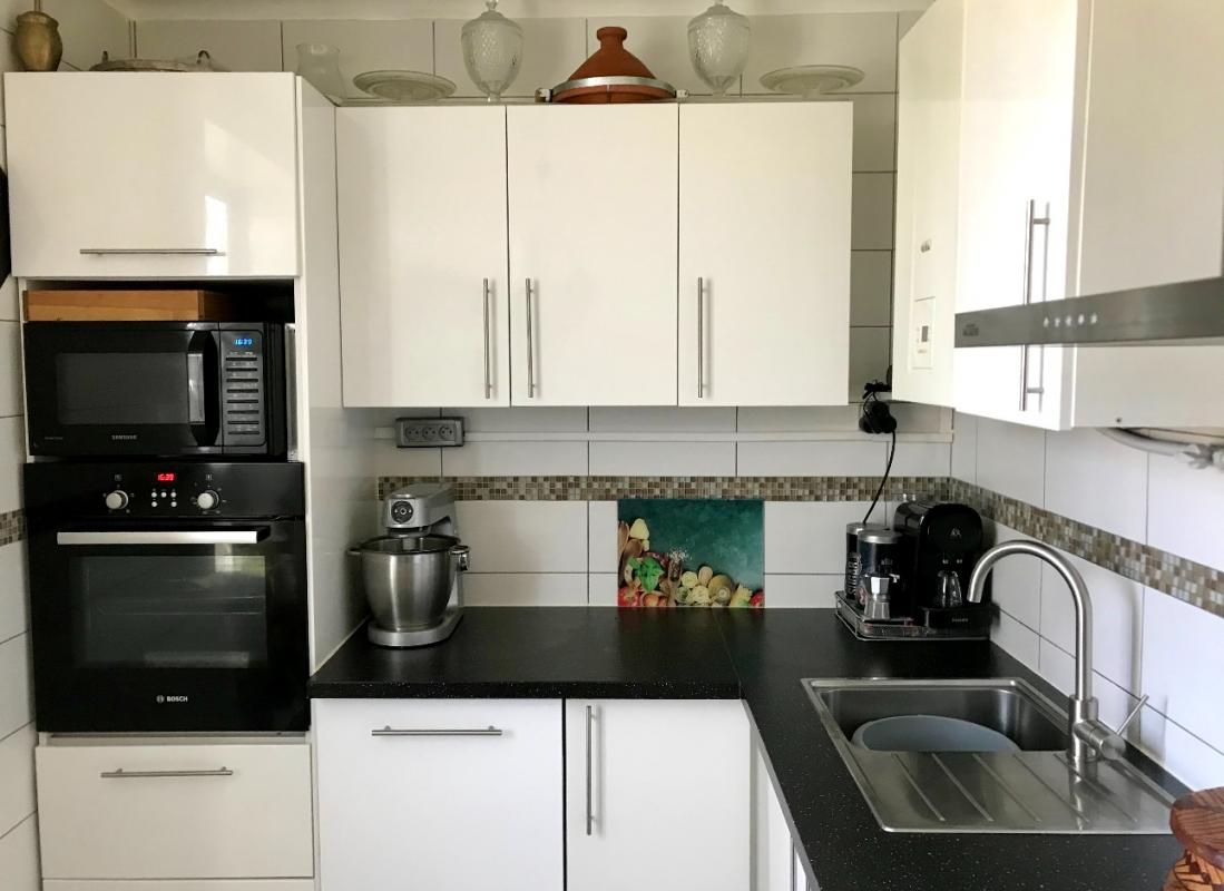 MARSEILLE-15E-ARRONDISSEMENT Appartement T3, loué avec RENTABILITE11% 4