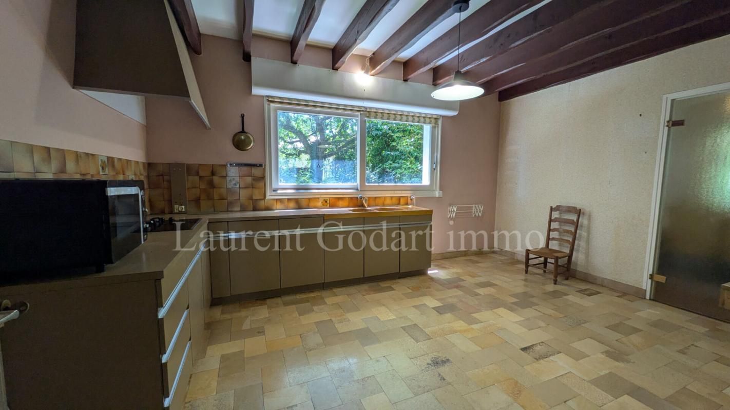 CESTAS Maison de 186m² avec 6 chambres et garage double 4