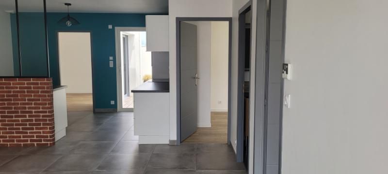 HAUTE-GOULAINE Très belle maison de qualité 5 pièces 89 m2 exposée sud-Ouest 2