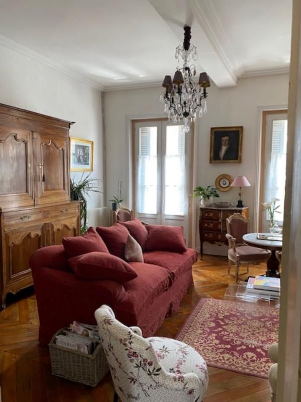 RIBERAC Demeure bourgeoise type hôtel particulier sur 257m2 habitable environ, plus grange en centre ville 4