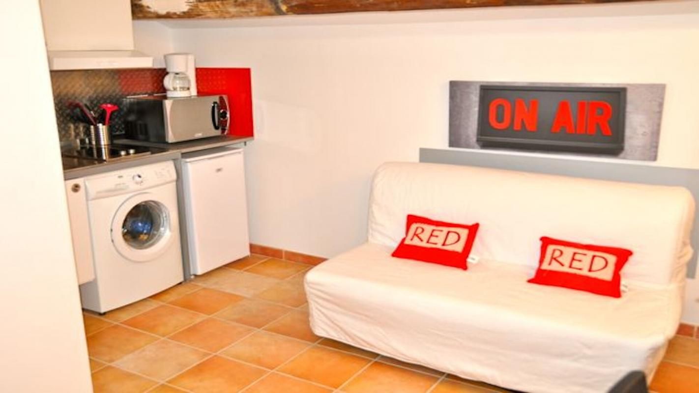 STUDIO  ETUDIANT (e) DE 21m2 MEUBLÉ ET ÉQUIPÉ