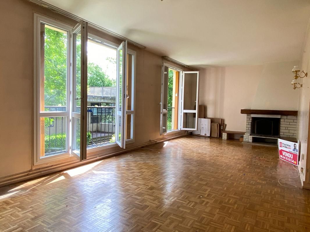 CHOISY-LE-ROI Appartement Choisy Le Roi 4 pièce(s) 81 m2 2