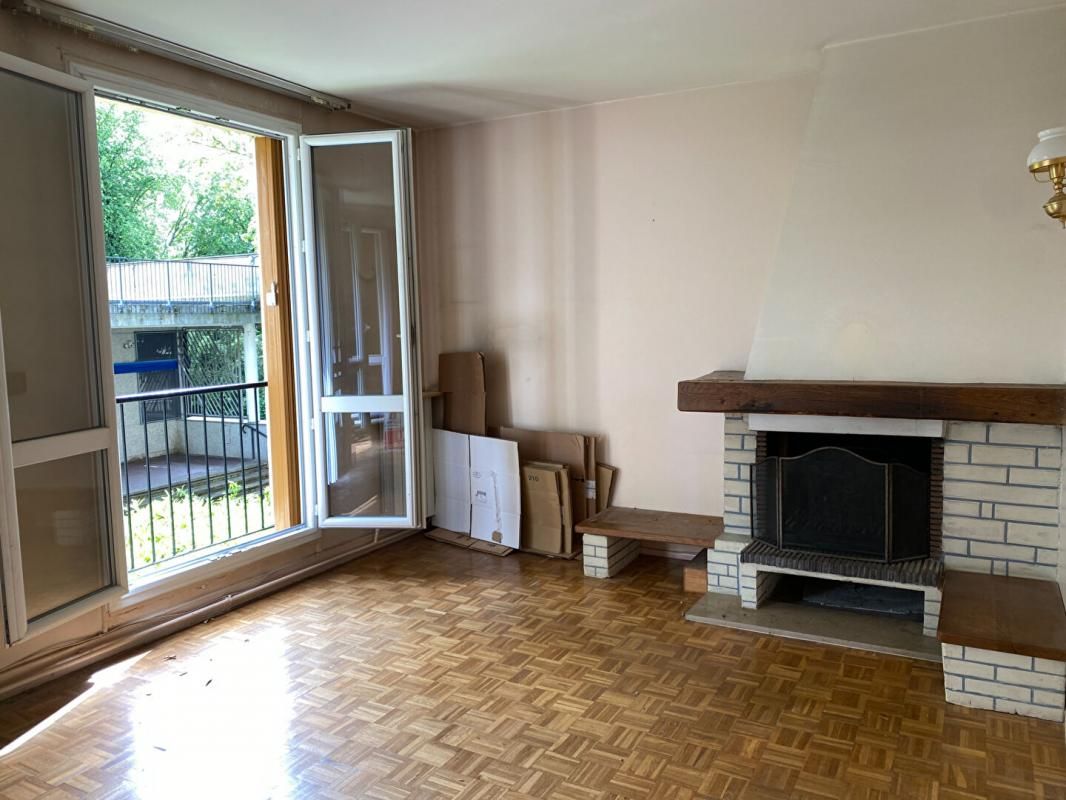 CHOISY-LE-ROI Appartement Choisy Le Roi 4 pièce(s) 81 m2 4