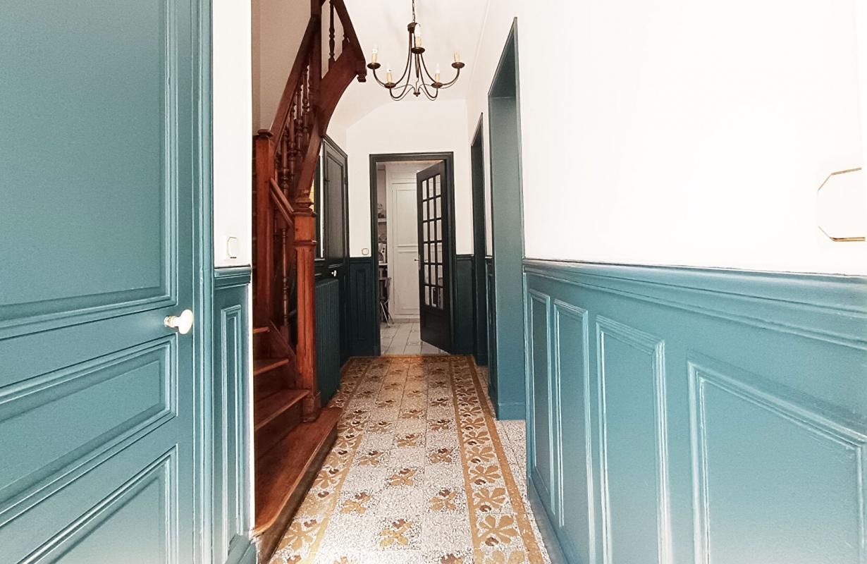 NEUILLY-PLAISANCE Maison bourgeoise 191m² 9 pièces Neuilly Plaisance (93360) 4
