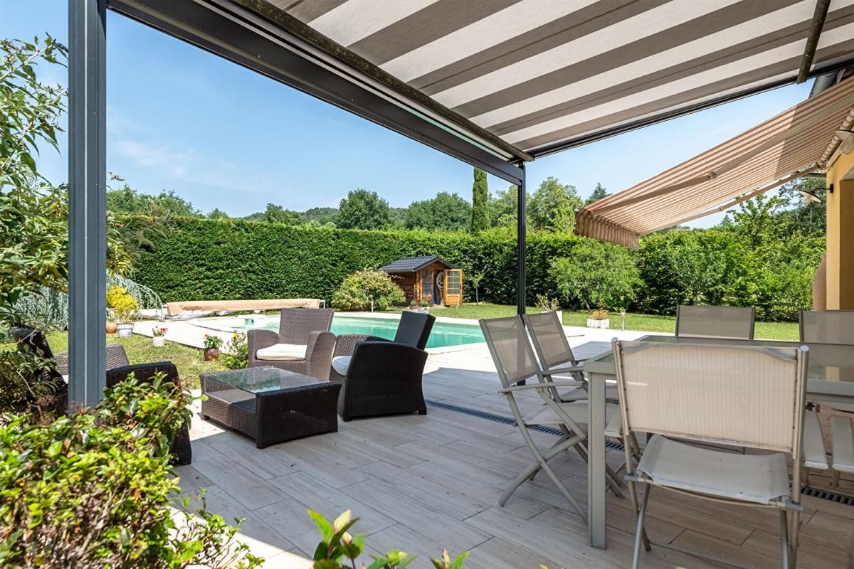 SAINT-ASTIER Maison de caractère 230 m² ,4 chambres, piscine, parc 3650m² 3