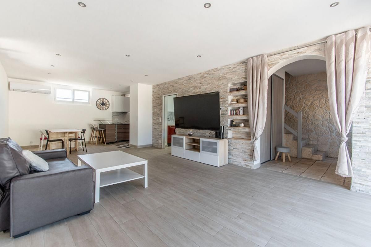LEUVILLE-SUR-ORGE Maison Leuville Sur Orge 7 pièce(s) 150 m2 3