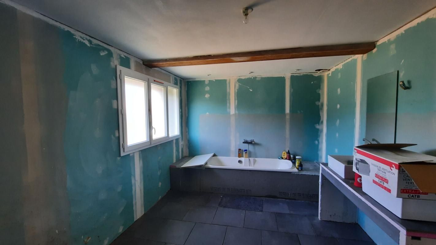 JARNAC-CHAMPAGNE Maison Jarnac Champagne 4 pièce(s) 140 m2 3