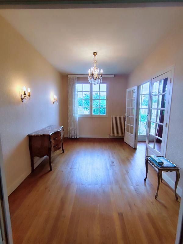 LOUDUN Maison Loudun 6 pièces 126.87 m2 3