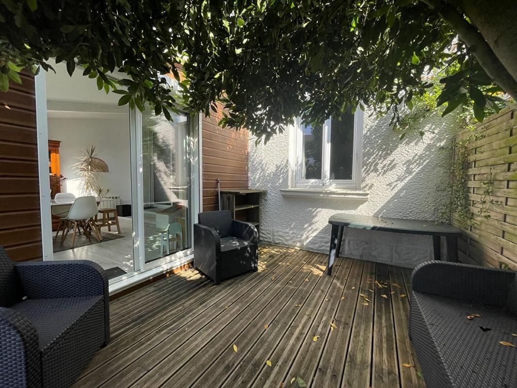 SAINT-NAZAIRE Maison 4 chambres ( dont 2 au rdc ) - 2 salles d'eau - jardin et garage 2