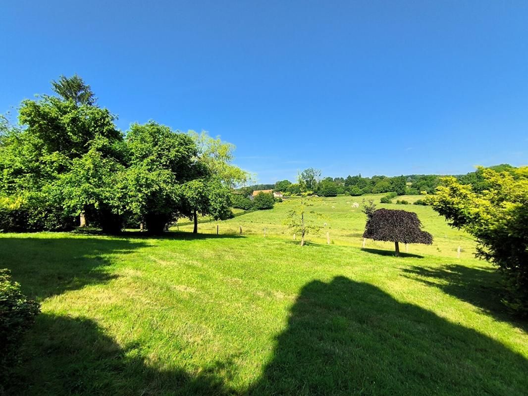 LYONS-LA-FORET Lot de 2 maisons indépendantes Lyons La Foret 10 pièce(s) 229 m2 3