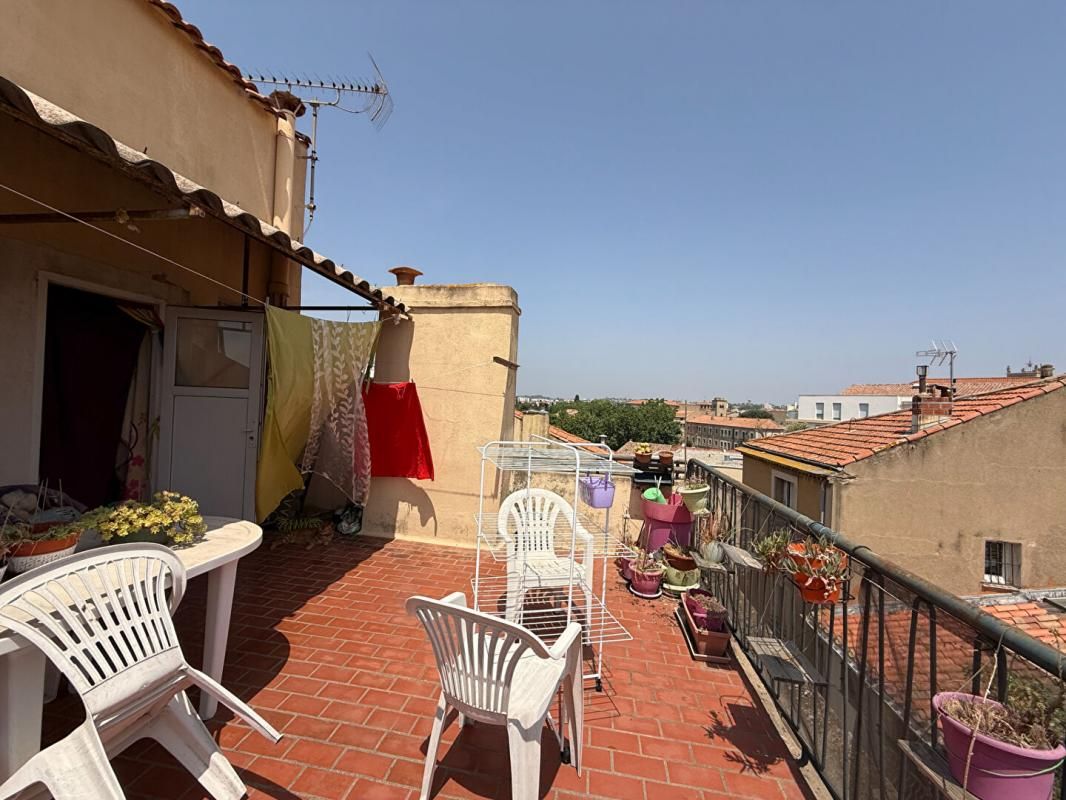 BEZIERS Immeuble 4 appartements à Beziers - 230 000 euros 2