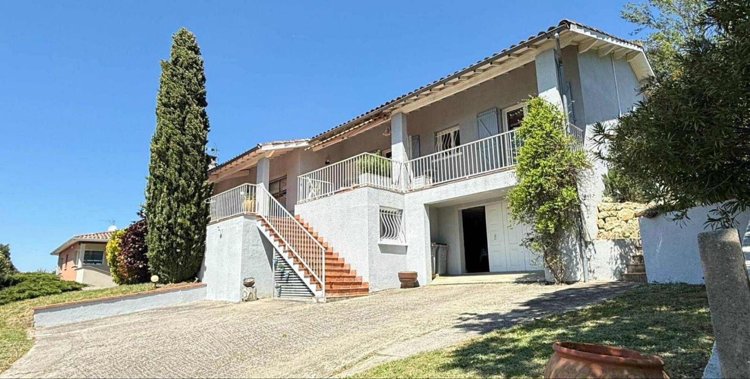 LACROIX-FALGARDE Maison 4 pièces avec vue imprenable sur les Pyrénées 117 m2 2