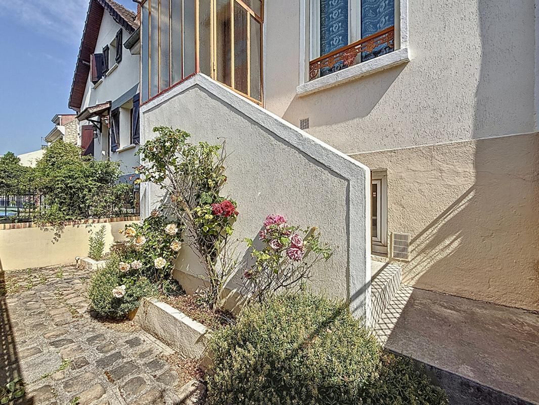 L'HAY-LES-ROSES Maison L Hay Les Roses 4 pièce(s)  80 m2 2