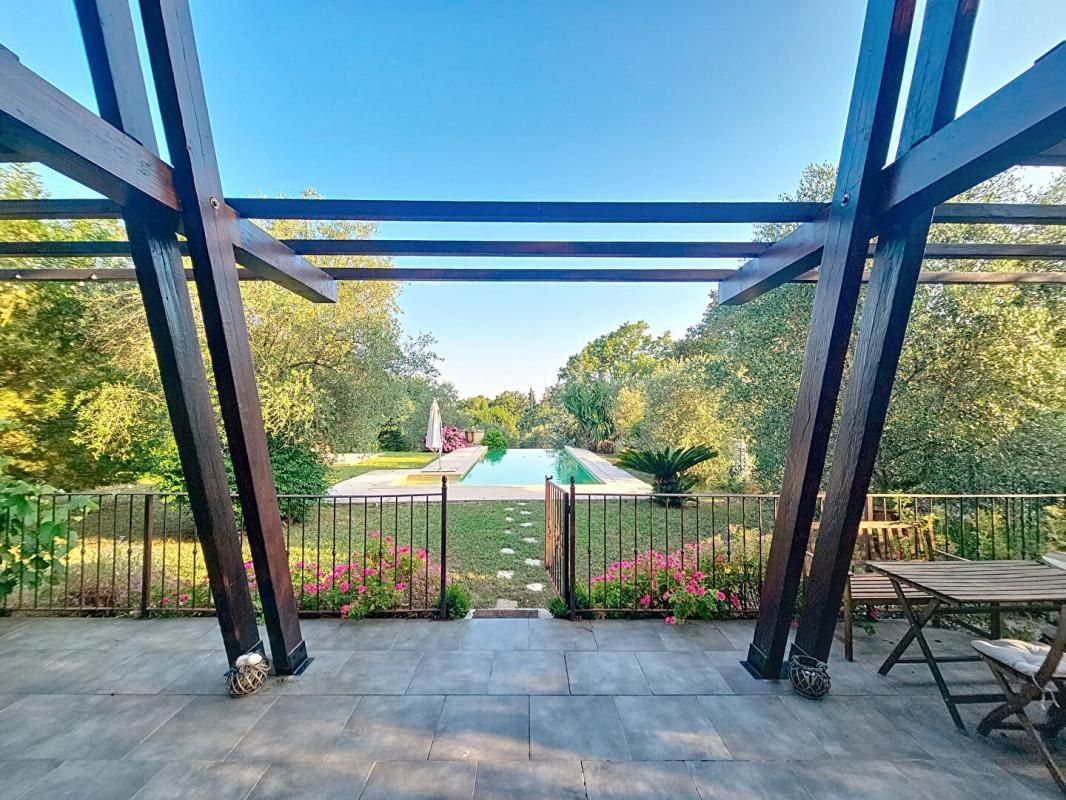 SAINT-CEZAIRE-SUR-SIAGNE VILLA D'ARCHITECTURE BIOCLIMATIQUE 5 PIECES  147 m2 PISCINE 3