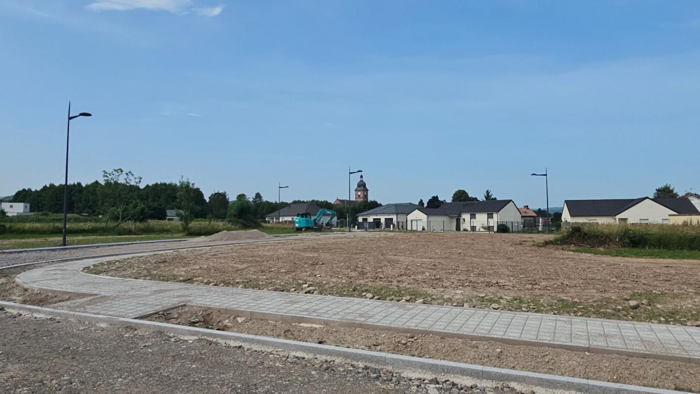 BRUYERES À vendre à Corcieux -Terrain viabilisé, prêt à bâtir ! 2