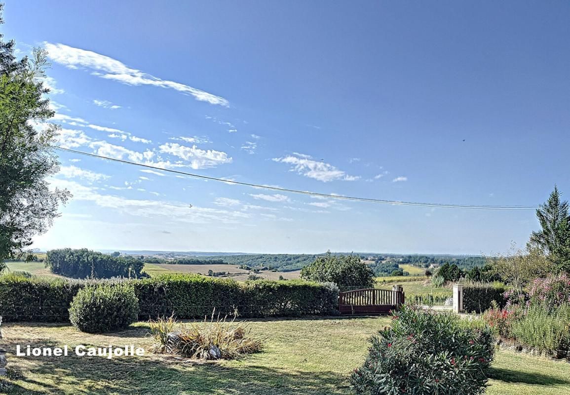 RABASTENS Maison de maître 375 m2 et dépendance à Rabastens 2