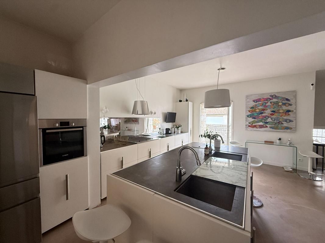 ANGOULEME LOFT 225m² ANGOULÊME PLATEAU 3