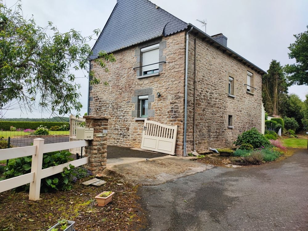 SAINT-VRAN Maison 7 pièce(s) 127 m2 2