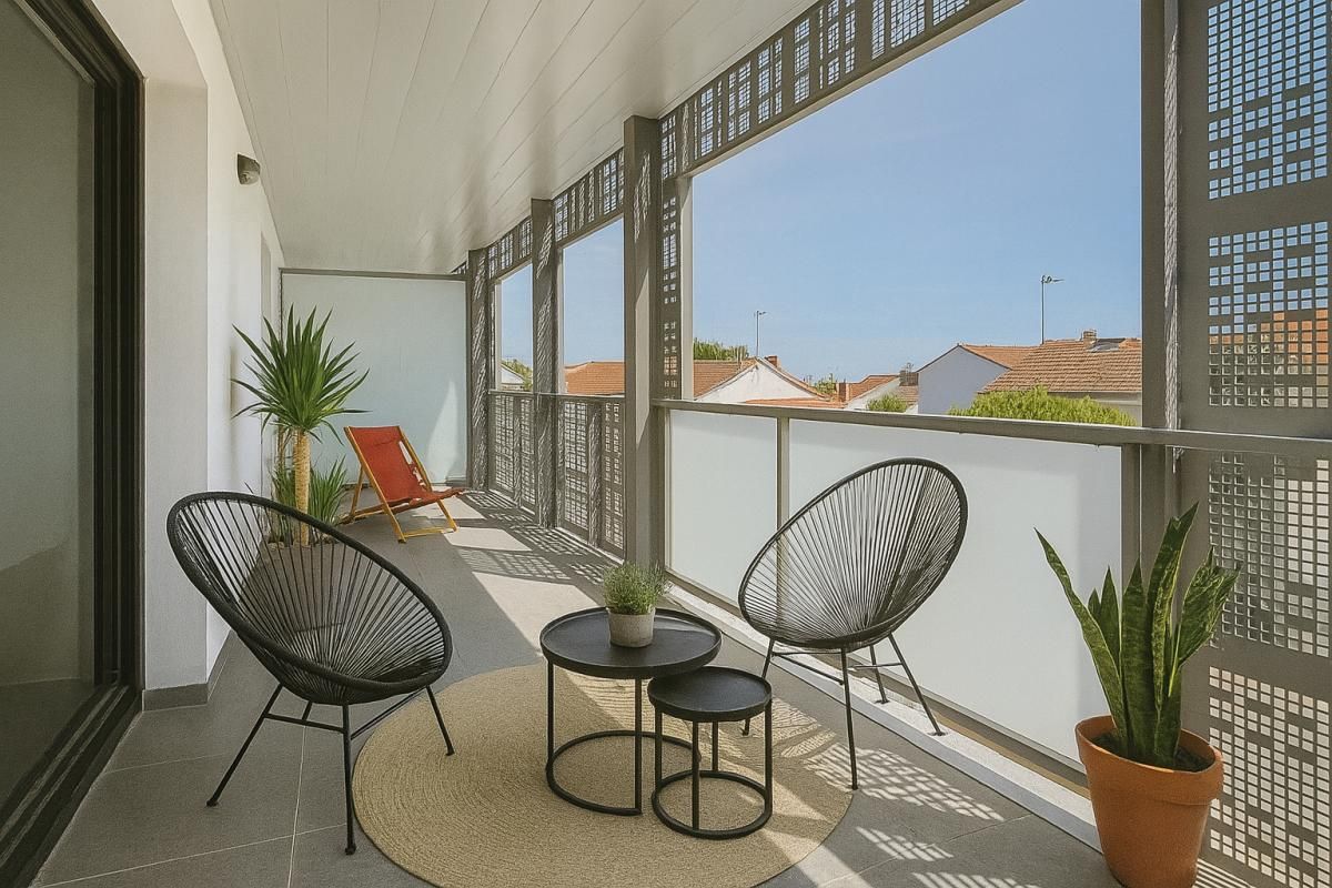 LA ROCHELLE La Rochelle - Quartier St Maurice (limite La Genette) - Appartement T2 - Terrasse 13m2, parking, local vélo 1