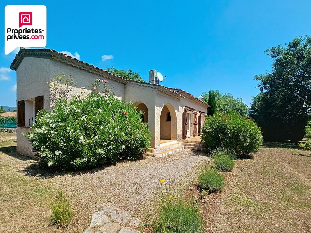 MAISON DE PLAIN PIED 112 M2 4 PIECES SUR UN GRAND TERRAIN PLAT DE 2640 M2