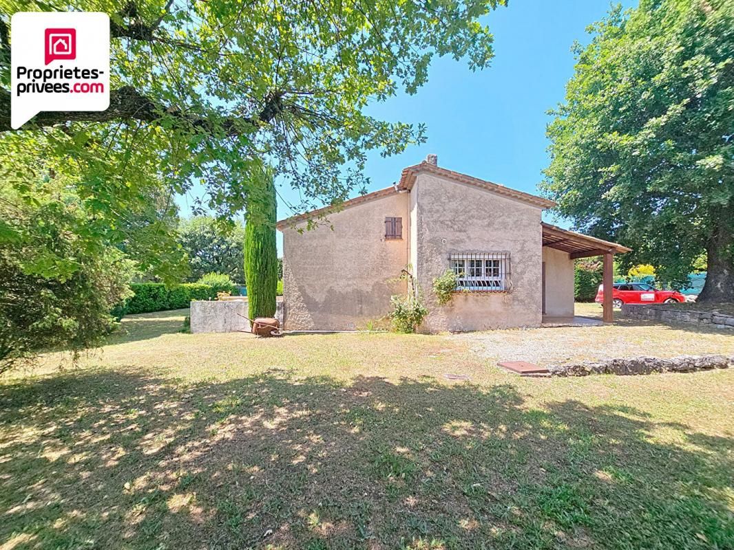 SAINT-CEZAIRE-SUR-SIAGNE MAISON DE PLAIN PIED 112 M2 4 PIECES SUR UN GRAND TERRAIN PLAT DE 2640 M2 4