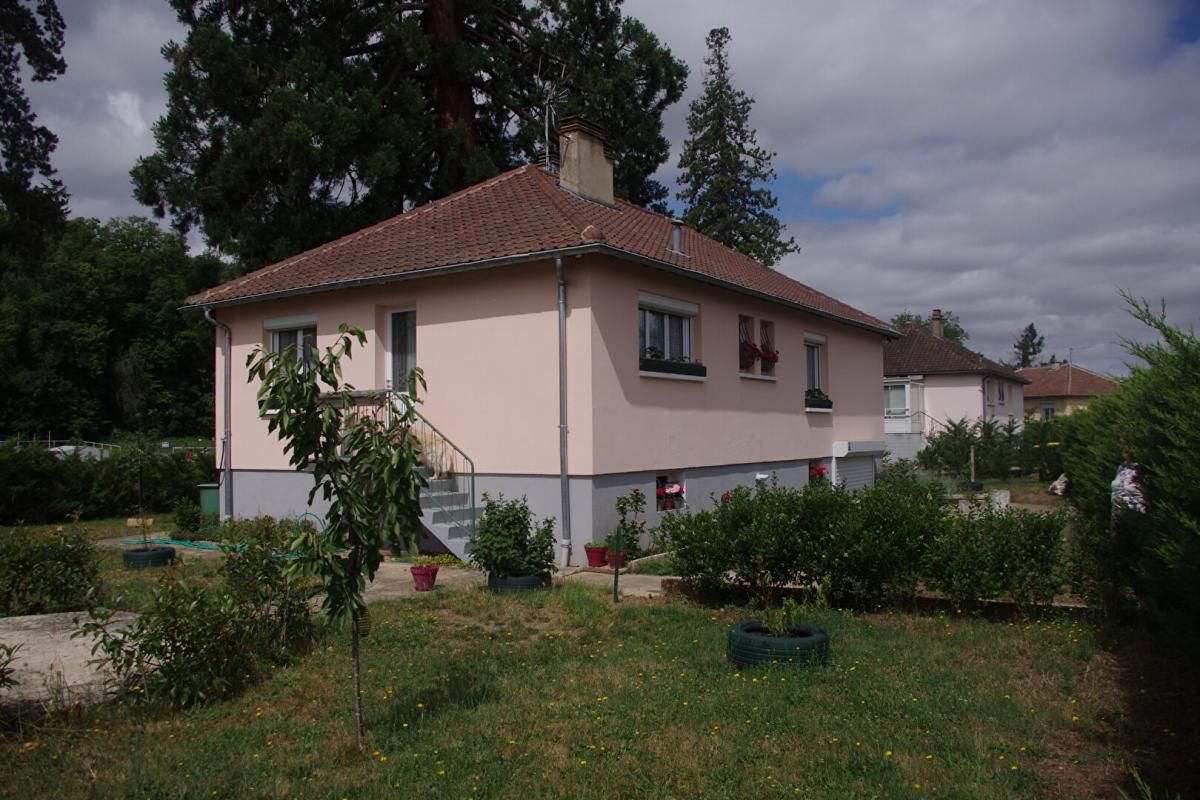 SAINT-LUBIN-DES-JONCHERETS Maison 4 pièce(s) 3 chambres sous-sol 62 m2 Saint Lubin des Joncherets au prix 187 200 HAI 1