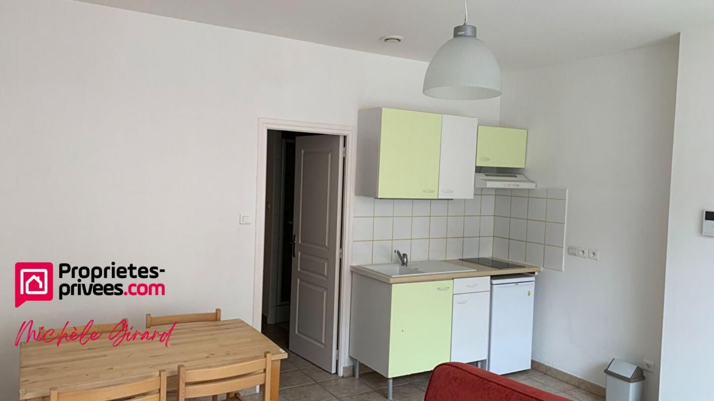 ROANNE ROANNE - APPARTEMENT MEUBLE 4