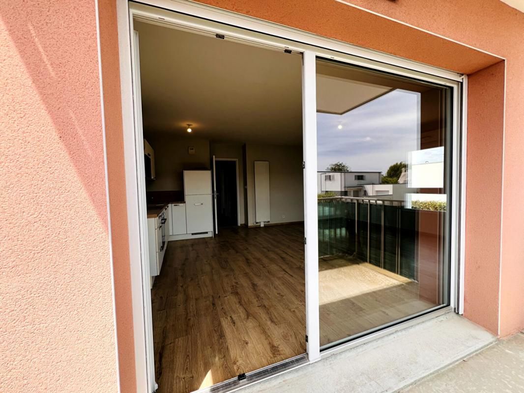 VANNES Appartement T3-62 m2- Vannes Vincin- 2 Parkings- Terrasse 4