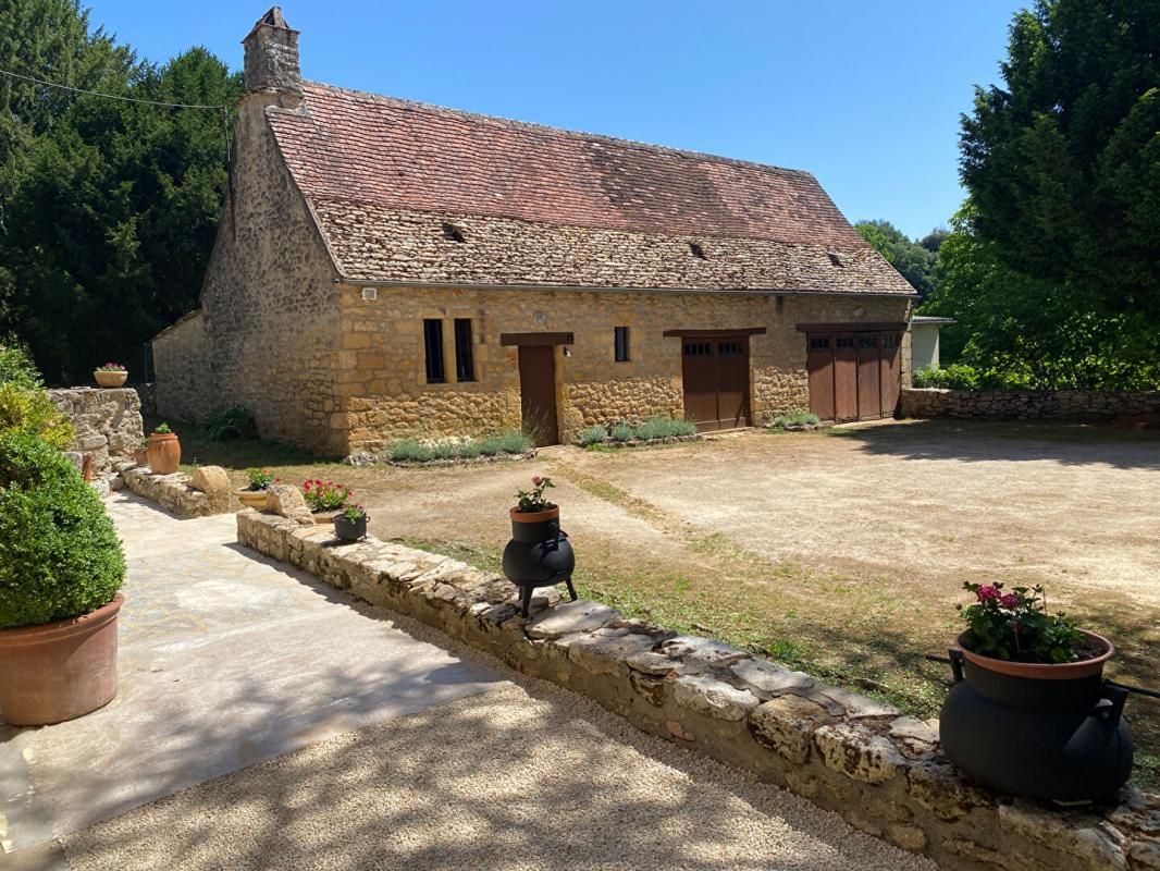 SARLAT-LA-CANEDA Maison de maître Sarlat La Caneda 9 pièce(s) 245 m2 3