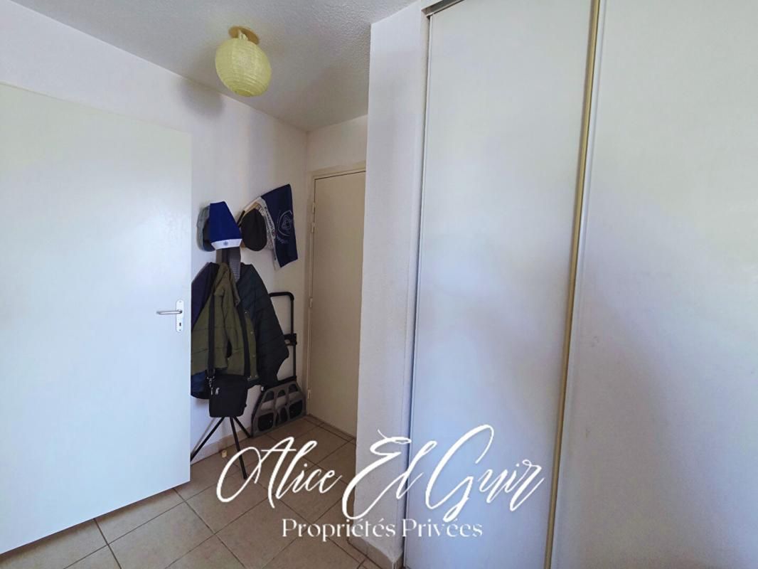 CARCASSONNE Appartement T3 avec terrasse au RDC et 2 places de parking 4