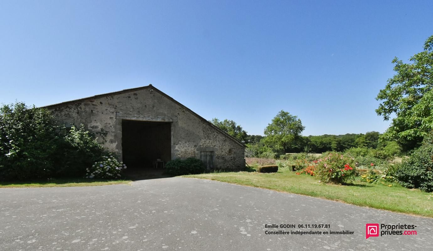 MAULEON Maison  7 pièce(s) 150 m2 2