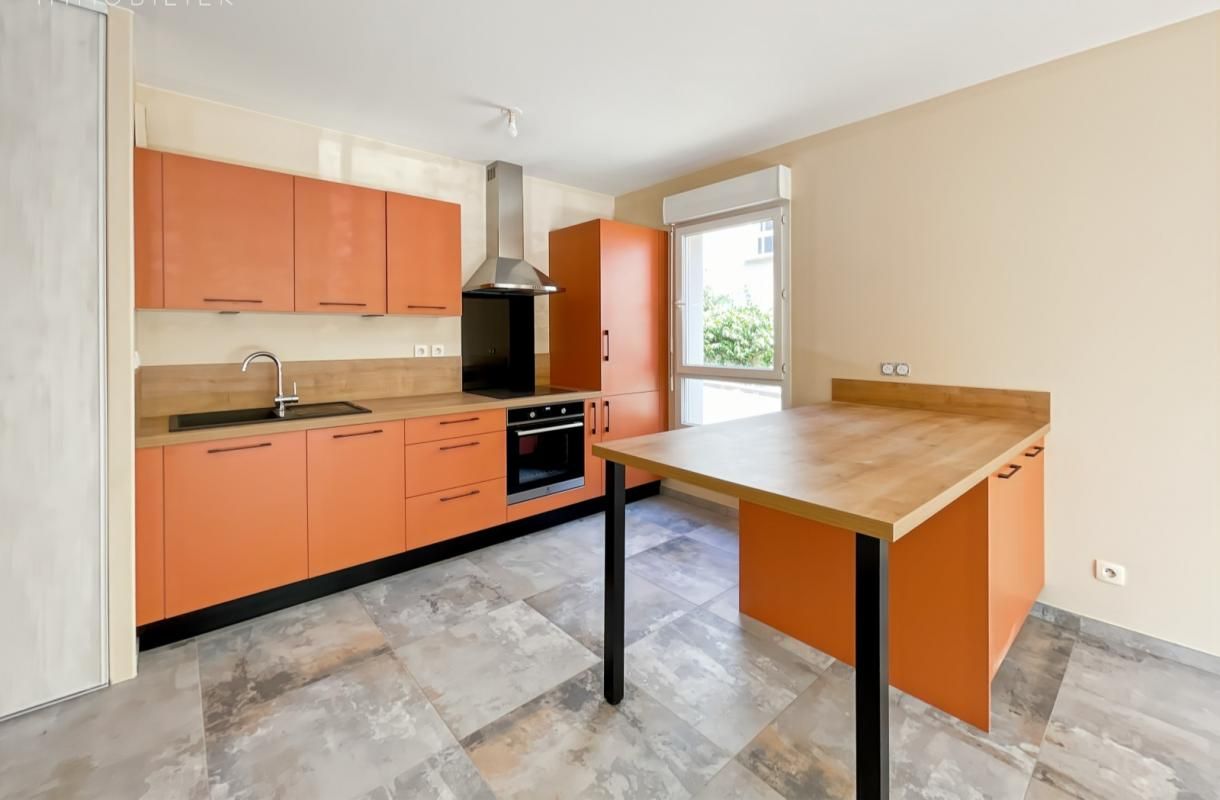 GOVEN Appartement Goven 4 pièce(s) 1