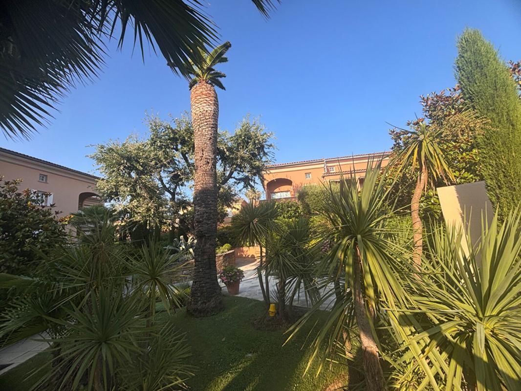 SAINT-TROPEZ Appartement centre Ville 2