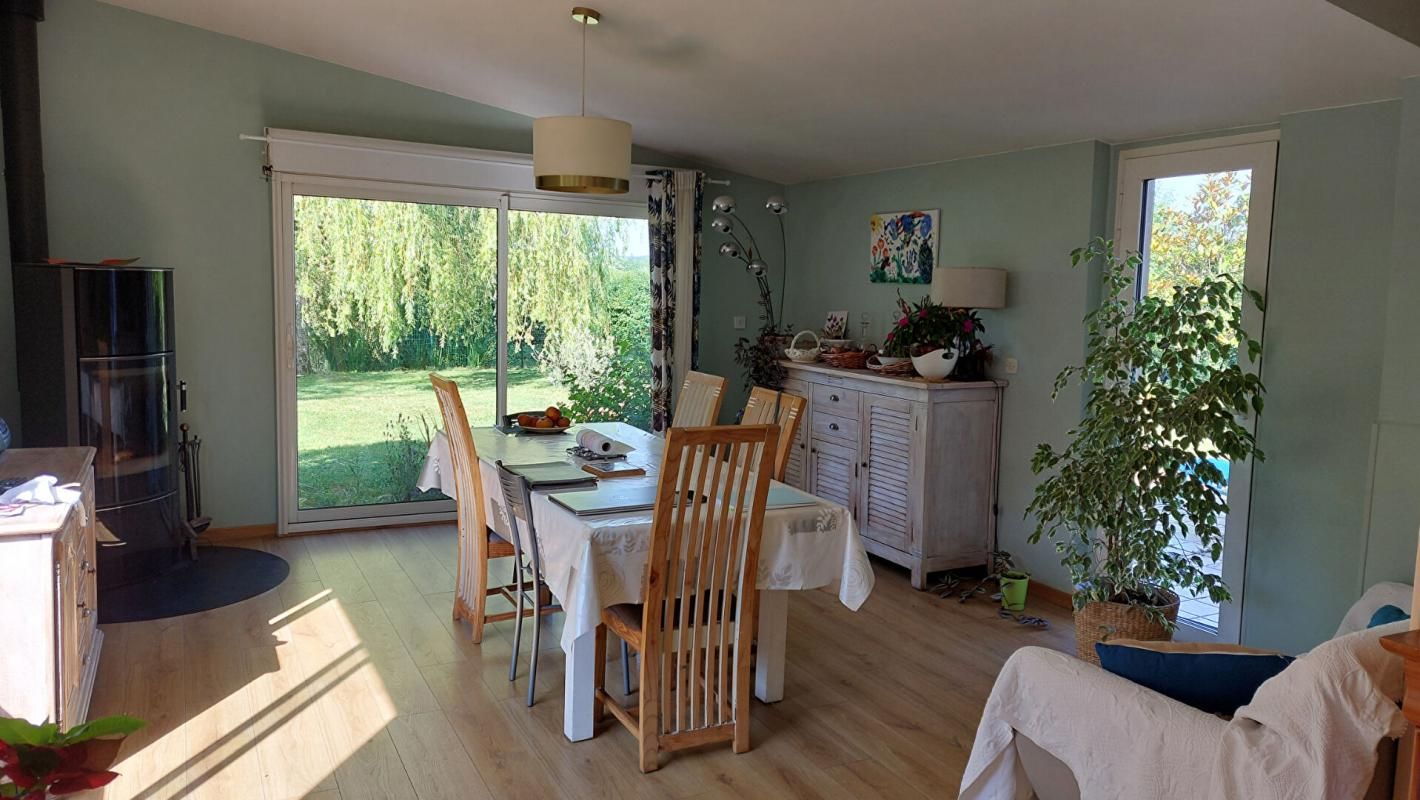 PARASSY LONGERE -Parassy 8 pièce(s) 214 m2 3