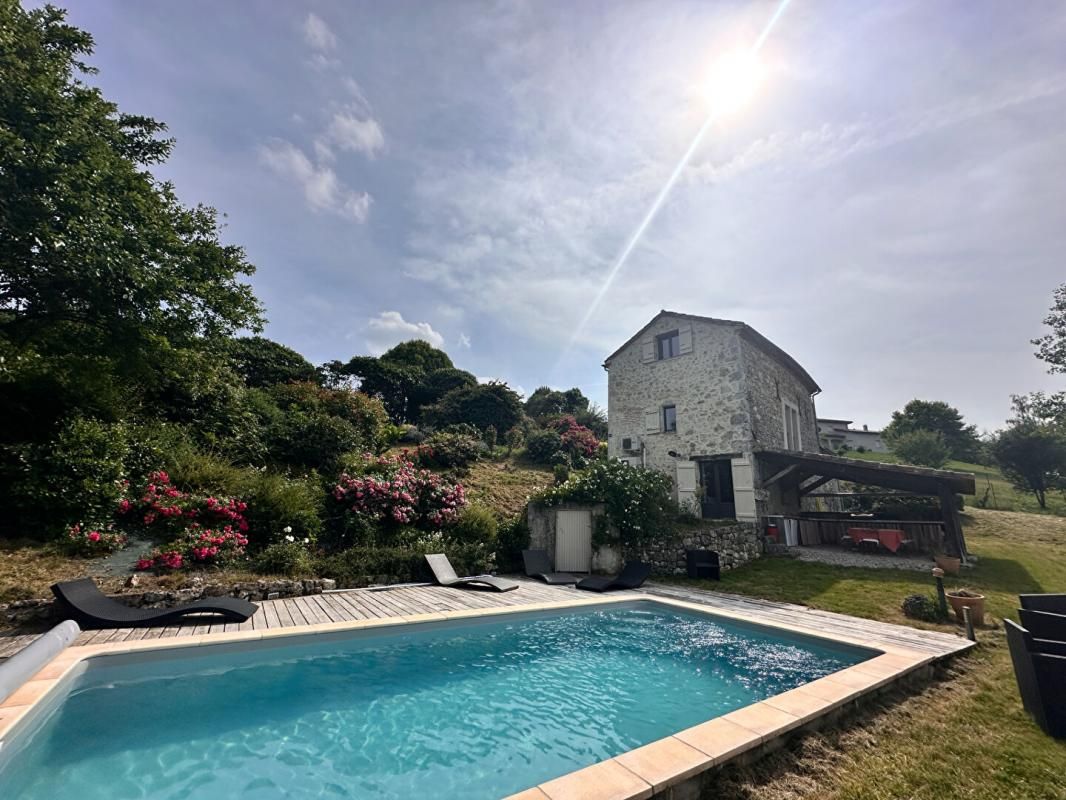SAINT-CAPRAIS-DE-LERM Maison 2