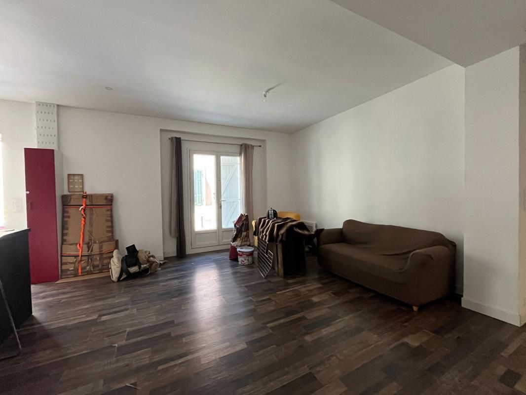 VIDAUBAN Appartement T3 en rez-de-chaussée Coeur de Vidauban 70 m² 2