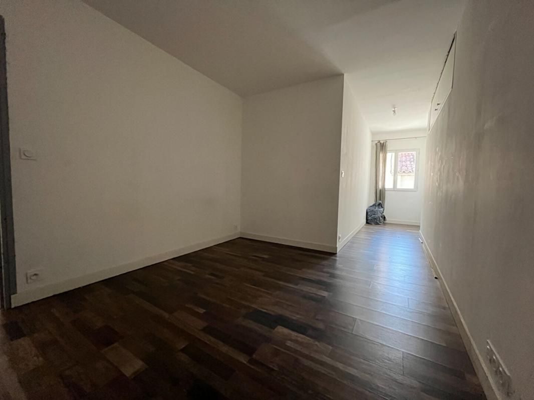 VIDAUBAN Appartement T3 en rez-de-chaussée Coeur de Vidauban 70 m² 3