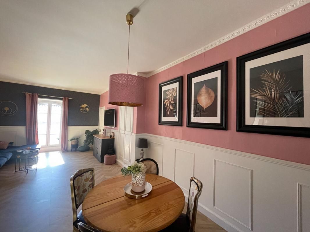 ALES Appartement entièrement rénové en coeur de ville de type 3 avec chambre duplex 88.74 m2 3