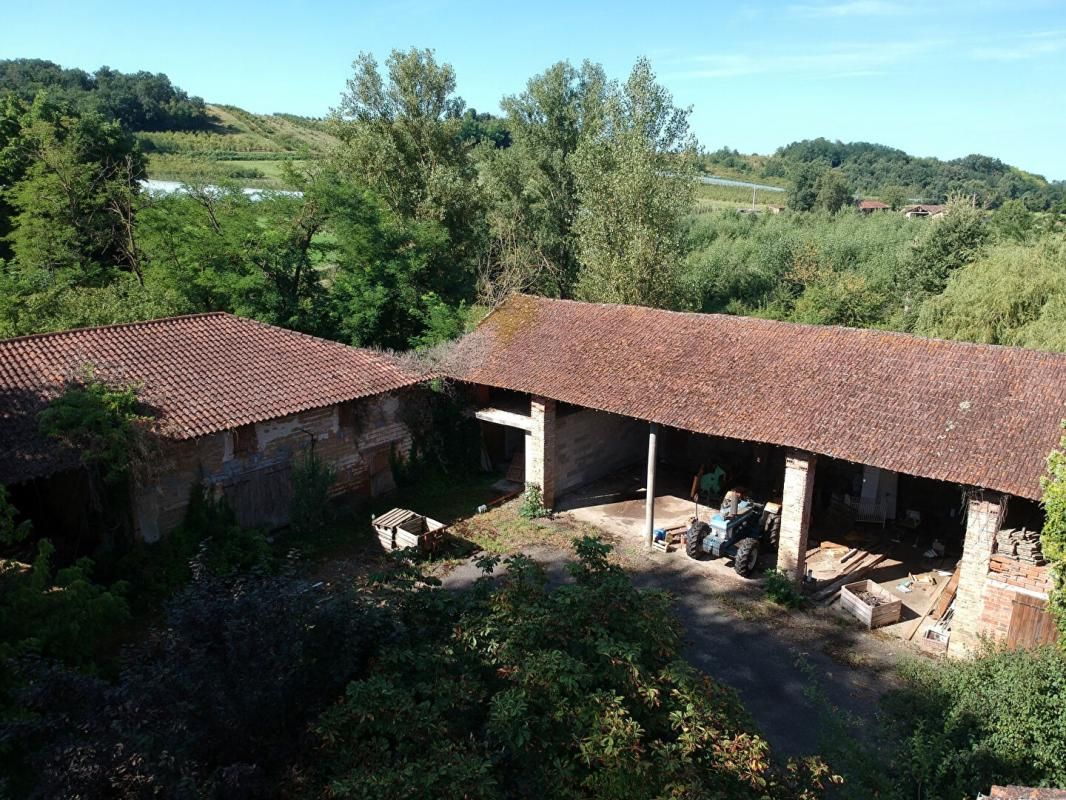MONTAUBAN 82130, Lafrançaise - Maison de 242 m² , 7 p., 4 ch. , sur terrain de près de 1Ha 3