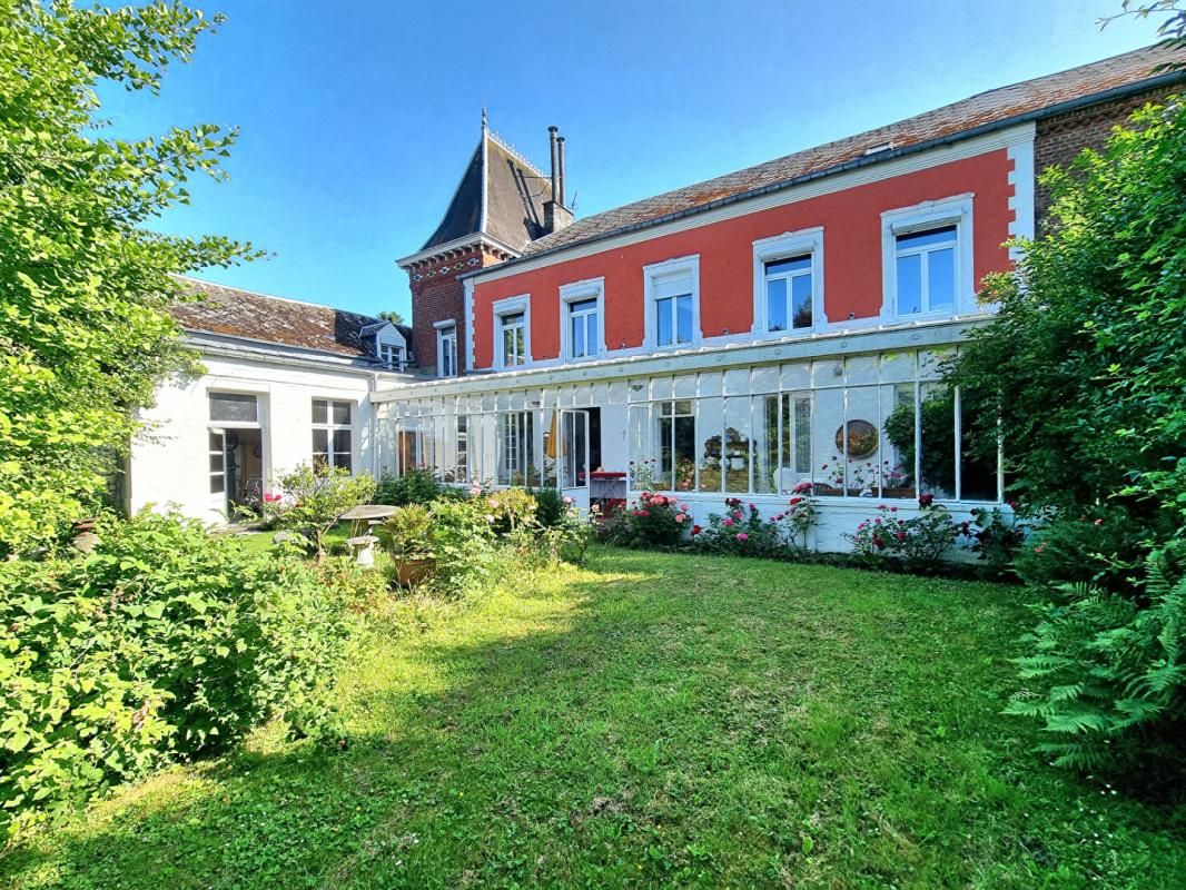 Maison Sains Du Nord 10 pièce(s) 310 m2