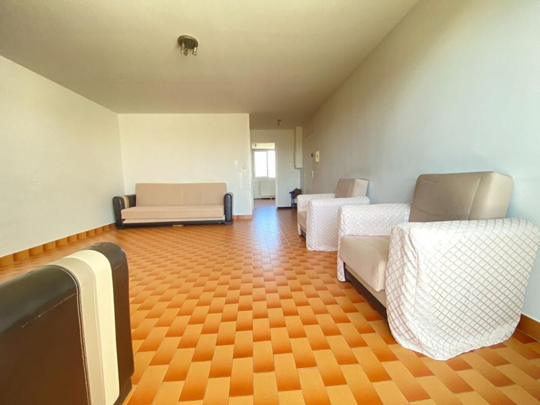 MONTPELLIER Appartement T3 vendu avec une place de parking + un cellier 4