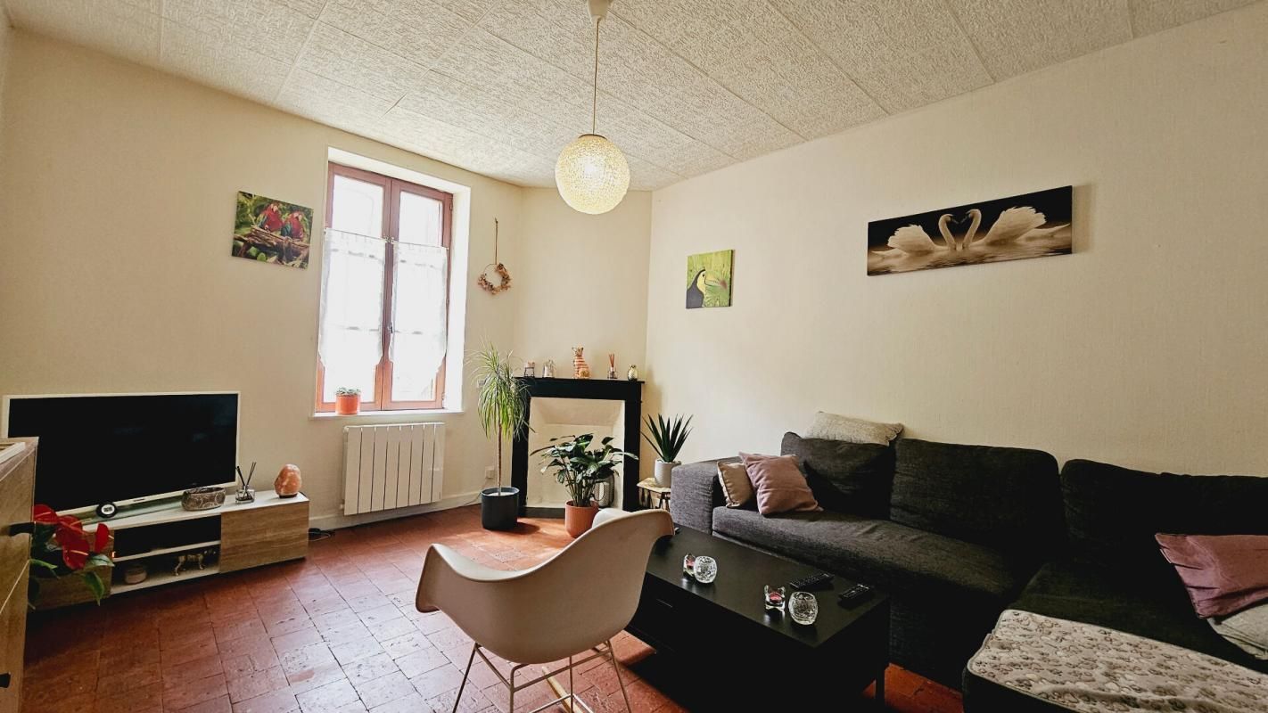 BOURGES BOURGES CENTRE MAISON DE 58.50 M² 3 PIECES 2 CHAMBRES 2