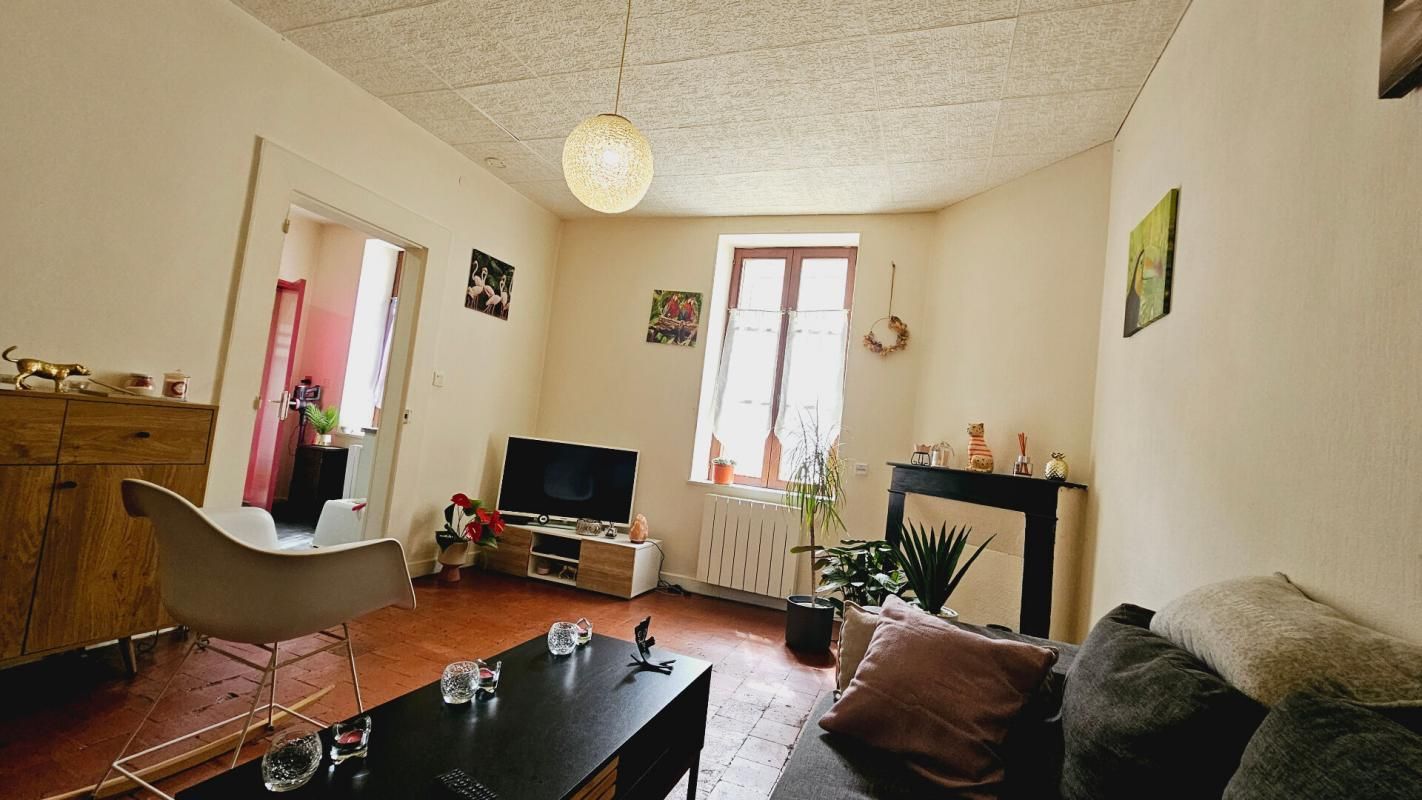 BOURGES BOURGES CENTRE MAISON DE 58.50 M² 3 PIECES 2 CHAMBRES 3